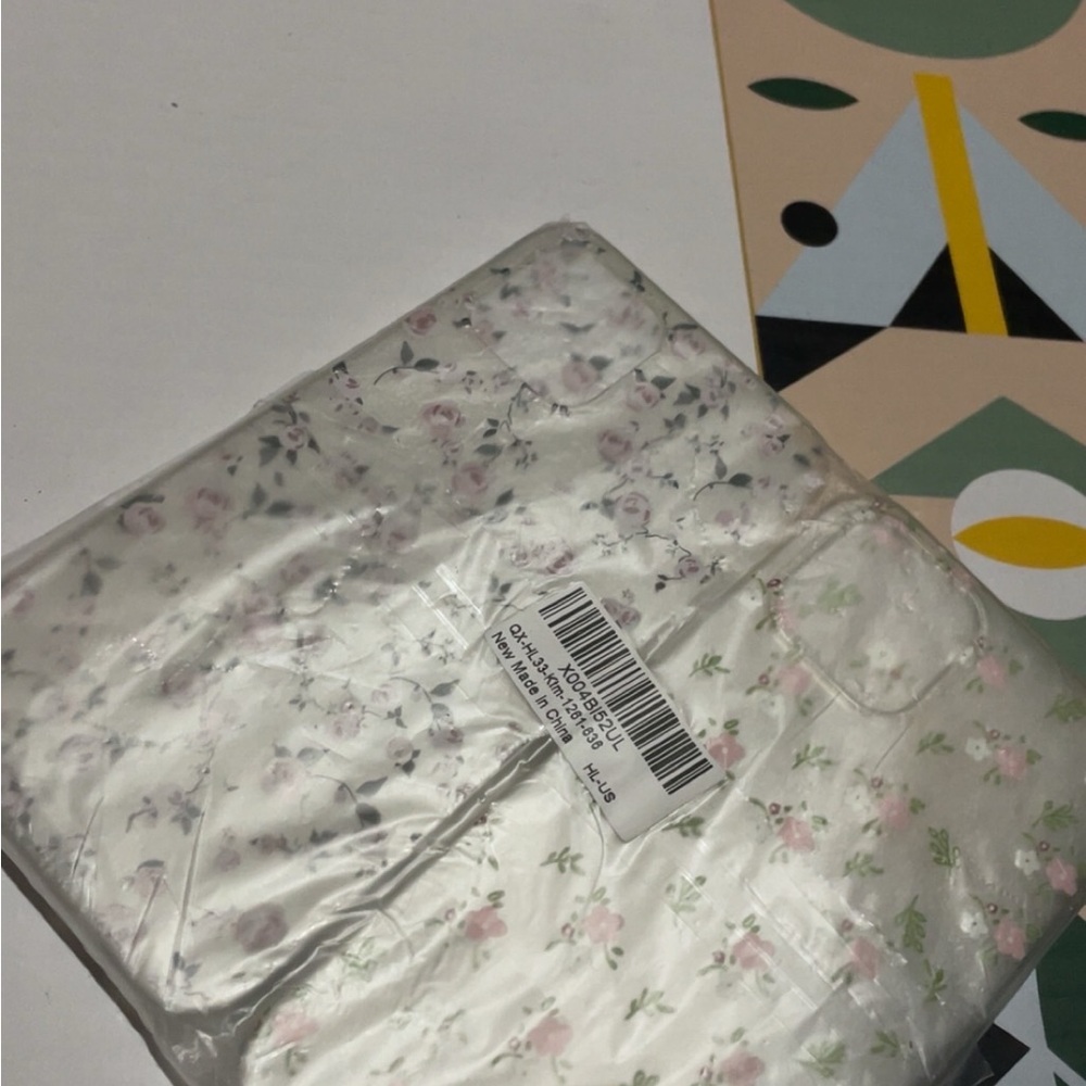 Floral Print iPhone 12 case two pack